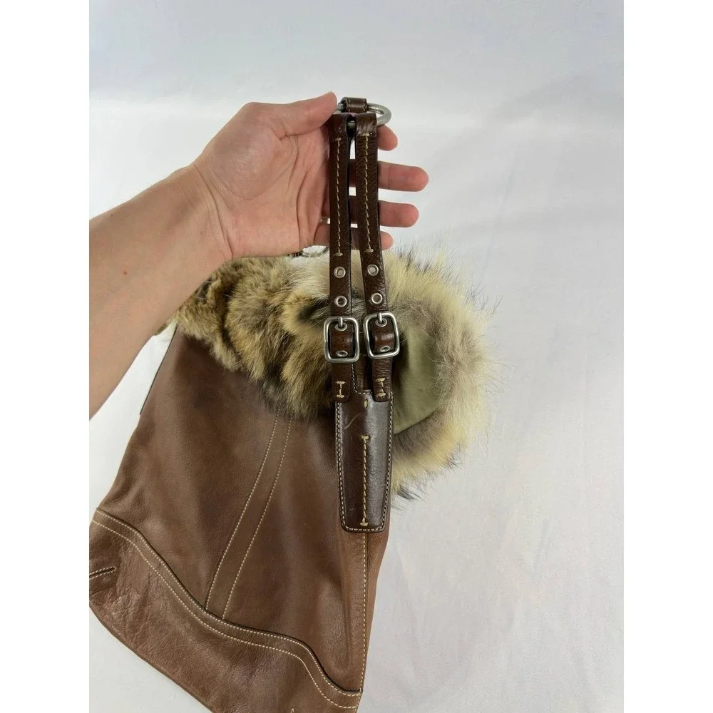 COACH Vintage 2004 Archival Rare Piece Cowhide & COYOTE FUR Hobo No. 1426 Purse